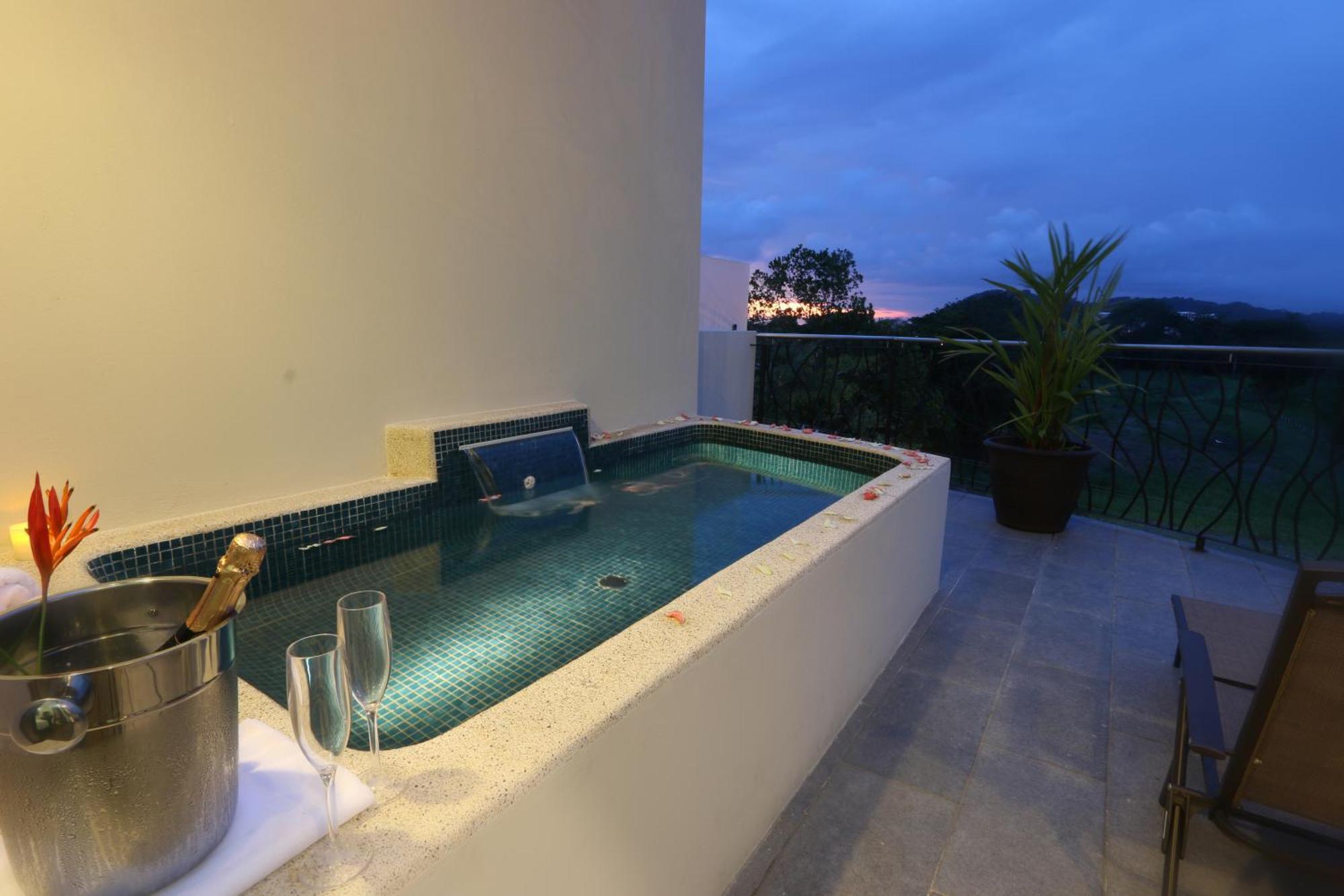 Luxury Sky Penthouses 3-6Br Condo-Hotel At Oceano Jaco Room photo